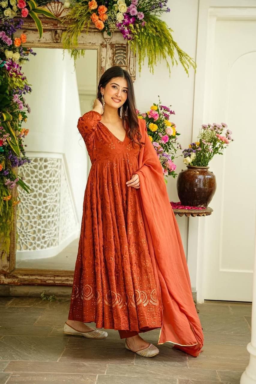 EMBROIDERED GEORGETTE SUIT SET, PERFECT FOR FESTIVE CELEBRATIONS