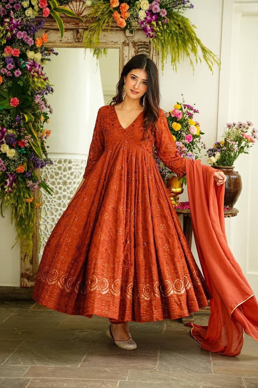 EMBROIDERED GEORGETTE SUIT SET, PERFECT FOR FESTIVE CELEBRATIONS