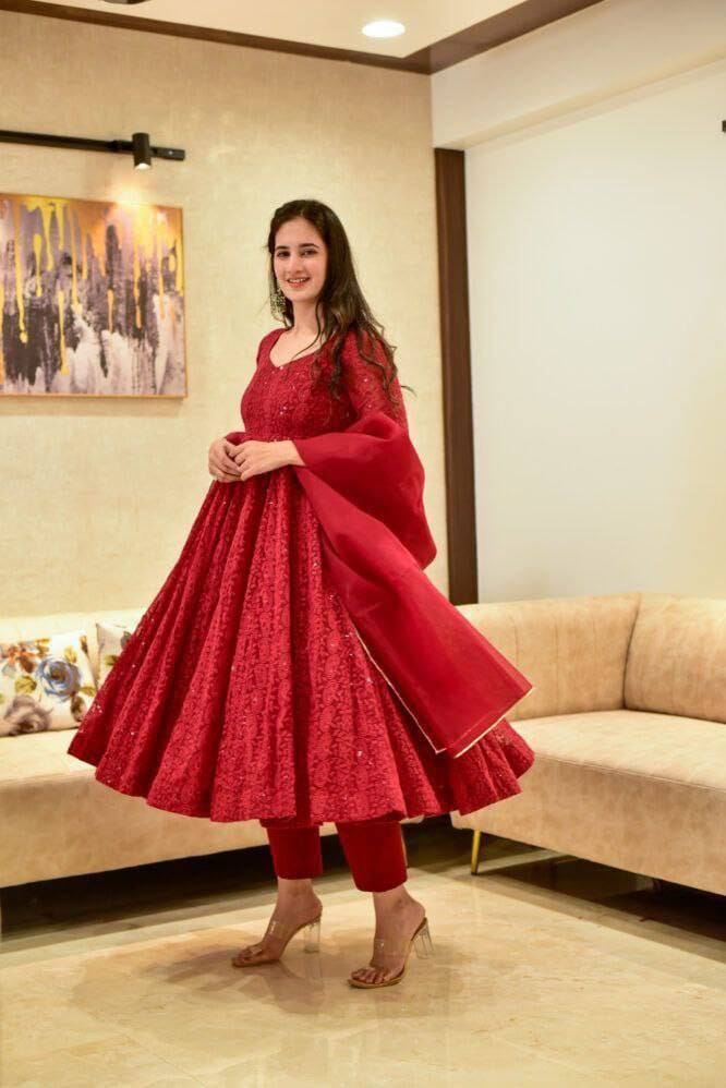 THE PERFECT RED BEAUTIFUL ANARKALI WITH THREAD WORK