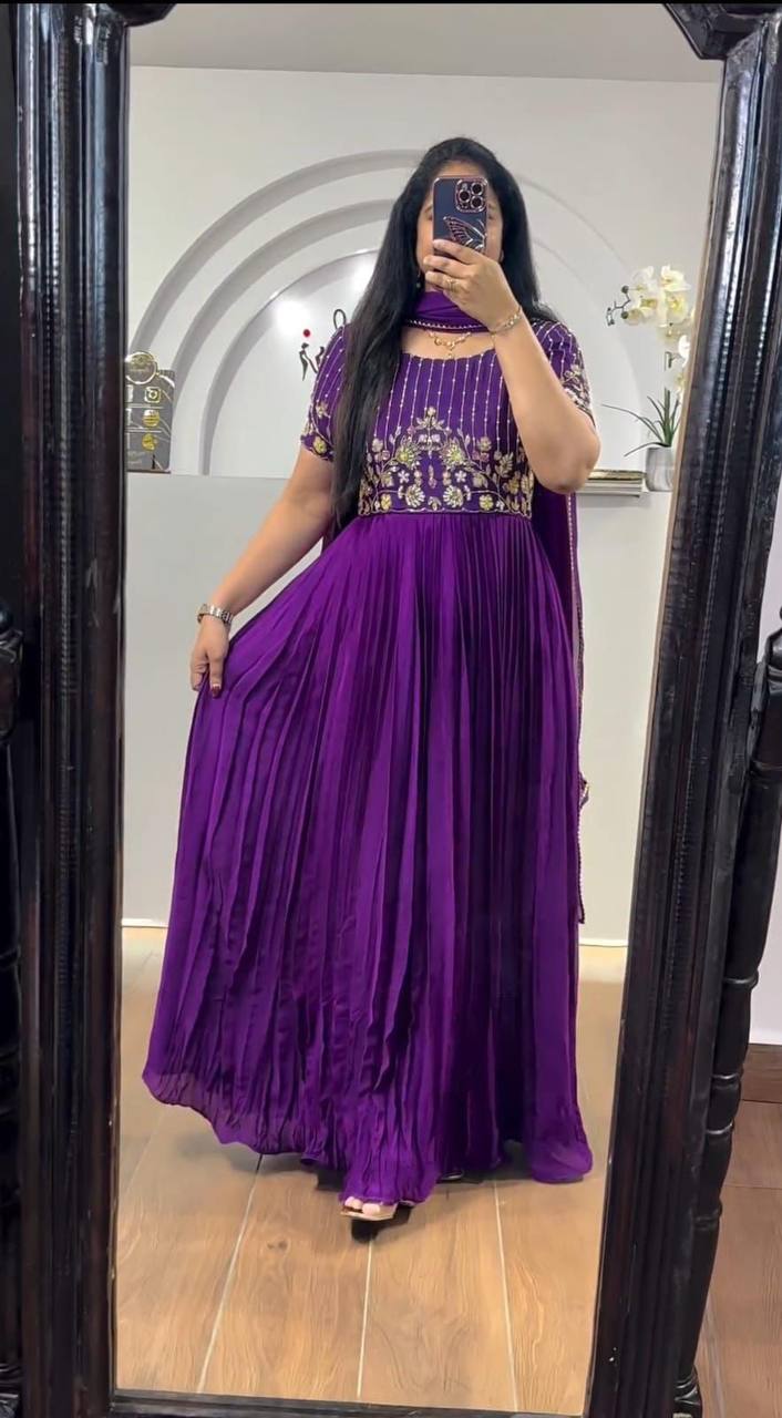 BEAUTIFUL PURPLE GOWN WITH VERONICA EMBROIDERY