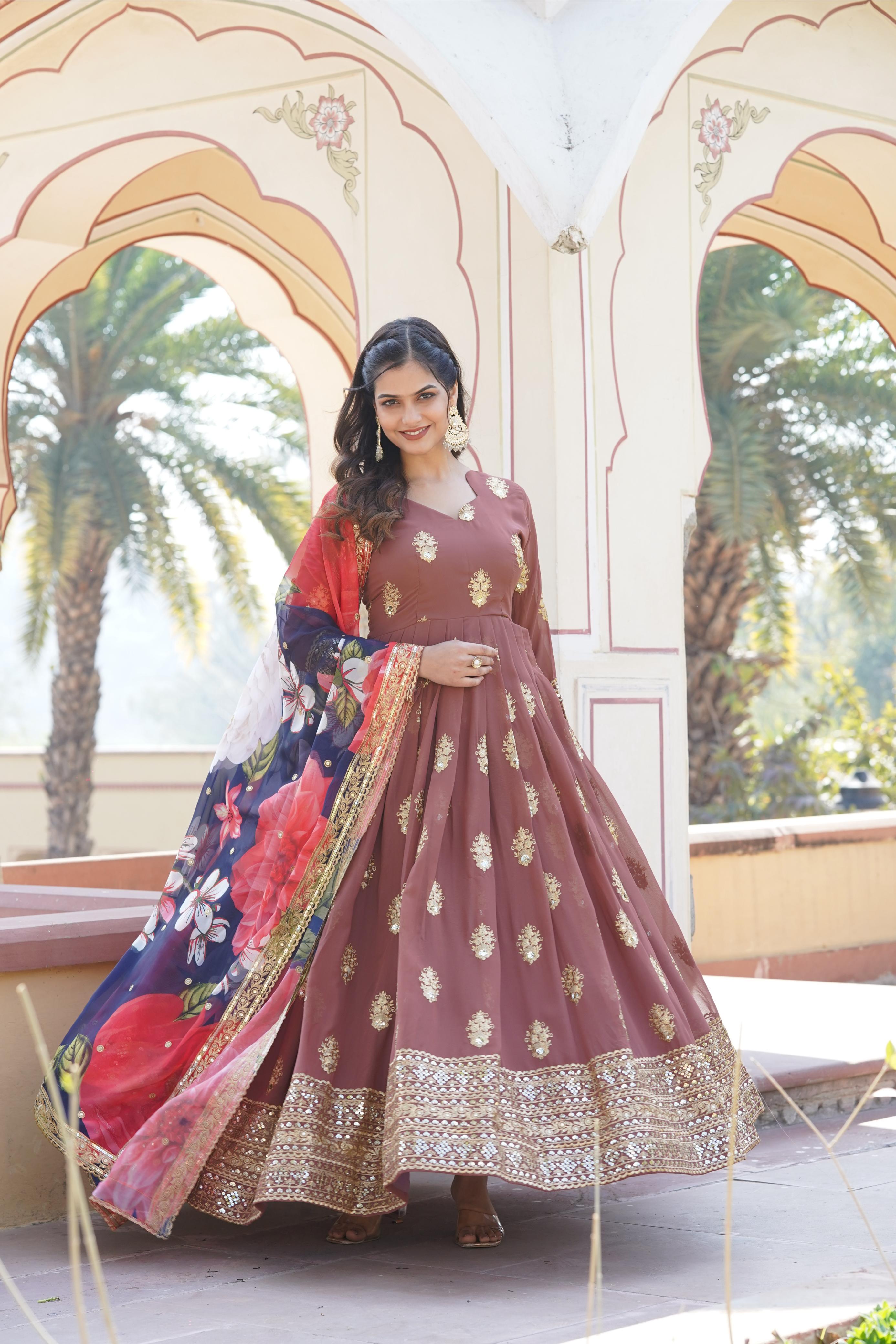 GRACEFUL FAUX GEORGETTE GOWN SET WITH TABBY SILK DUPATTA
