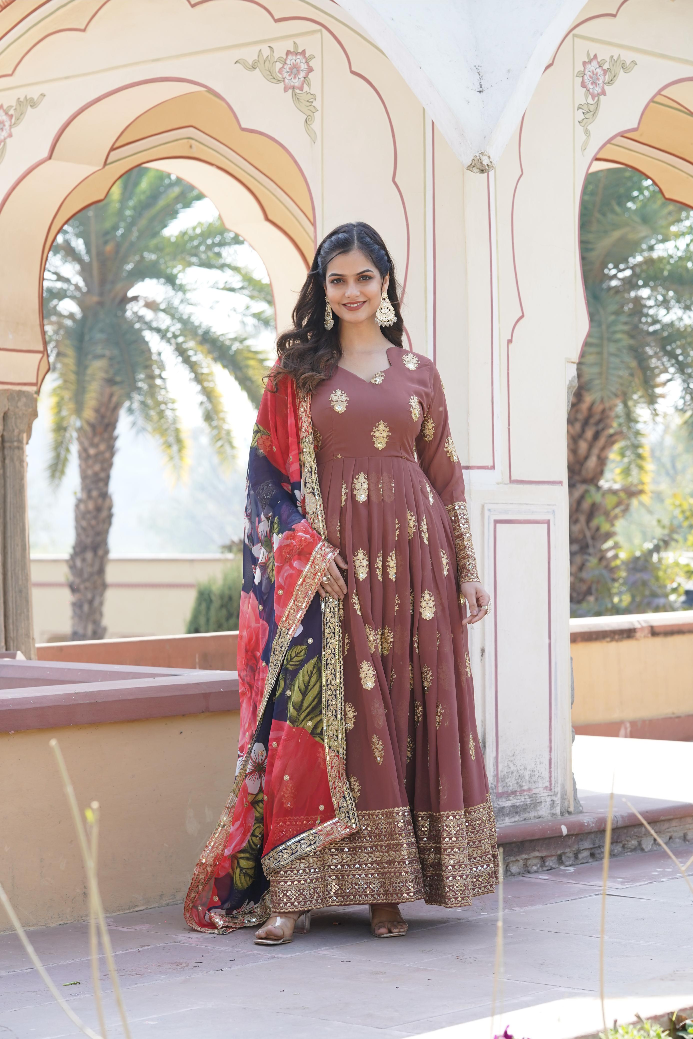GRACEFUL FAUX GEORGETTE GOWN SET WITH TABBY SILK DUPATTA