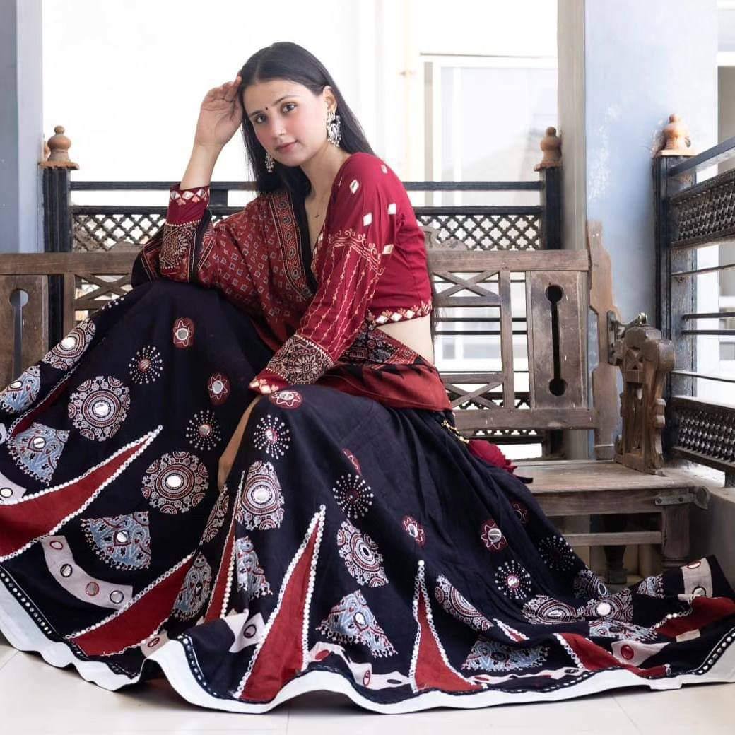 CELEBRATE NAVRATRI 2024 IN STYLE WITH REYON DESIGNER PRINTED LEHENGA CHOLI AND REAL MIRROR WORK DUPATTA