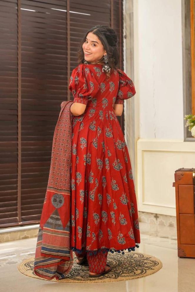 PARTY WEAR PRINTED GOWN WITH DUPATTA SET